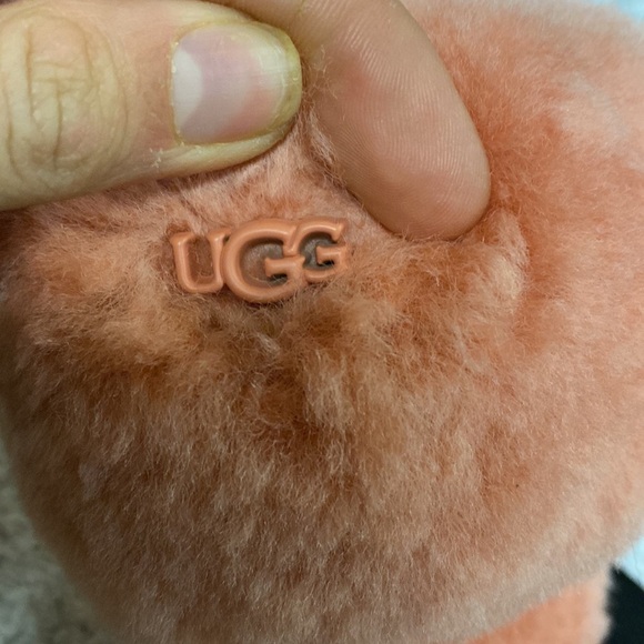 UGG | Fluff Slide II Slipper In Clay Pot Salmon Color NEW - Picture 7 of 10